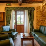 Castello Di Petrata 4*