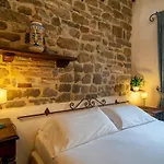 Castello Di Petrata 4*