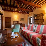 Castello Di Petrata 4*