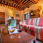 Castello Di Petrata 4*