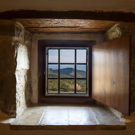 Castello Di Petrata Otel 4*