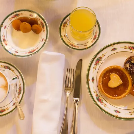 Castello Di Petrata Otel Assisi