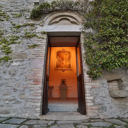 Castello Di Petrata Hotel 4*