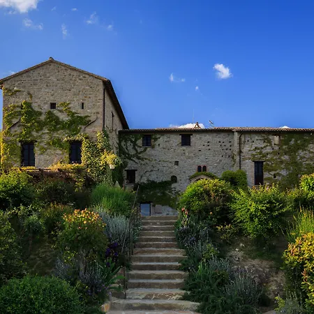 Castello Di Petrata Hotel 4*