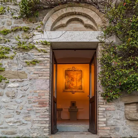 Castello Di Petrata Otel Assisi