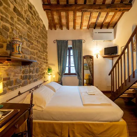 Szálloda Castello Di Petrata 4*
