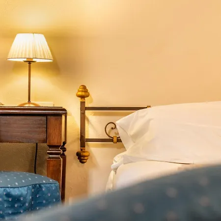 Castello Di Petrata Otel Assisi