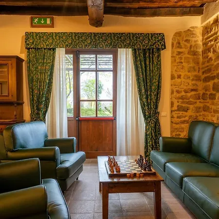 Castello Di Petrata 4*