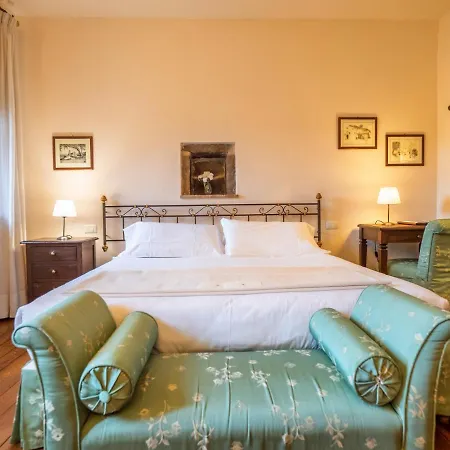 Castello Di Petrata Hotel
