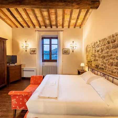 Castello Di Petrata 4*