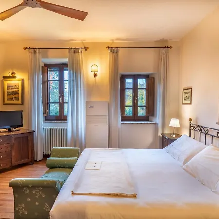 Castello Di Petrata Hotel Assisi