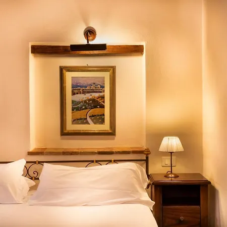 Otel Castello Di Petrata