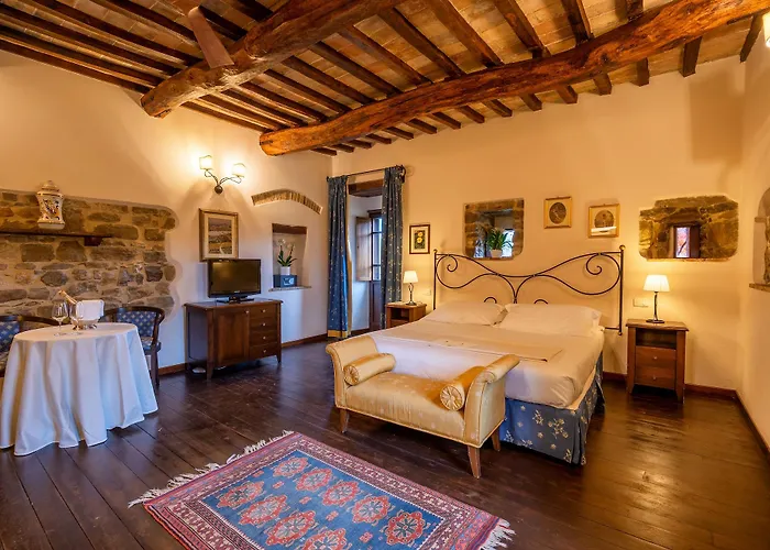Castello Di Petrata Hotel 4*