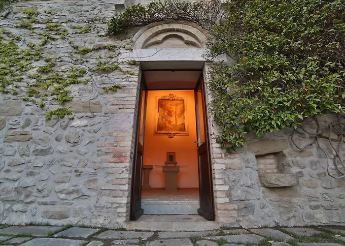 Castello Di Petrata Hotel 4*